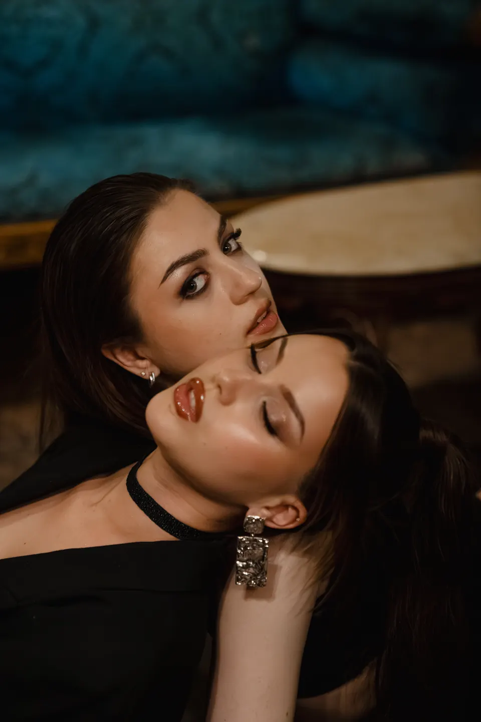 Trabajo fin de máster: dos modelos con maquillaje glam